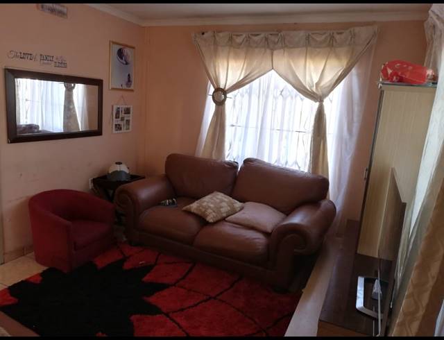 2 BEDROOM HOUSE SOLD IN SOSHANGUVE XX